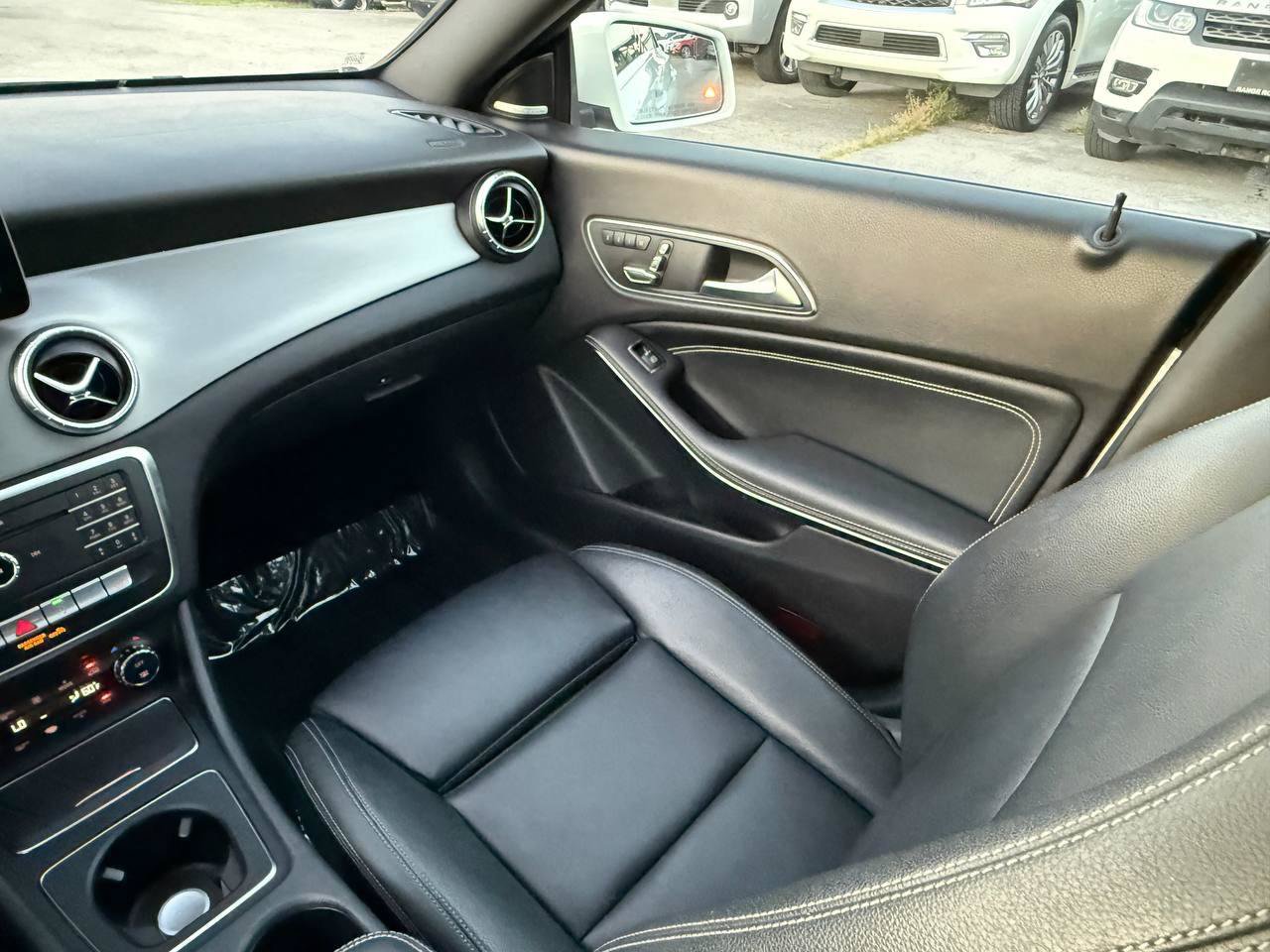 Used 2018 Mercedes-Benz CLA 250 image 40