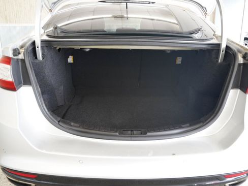Used 2016 Ford Fusion Titanium FWD image 37