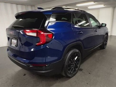 Certified 2023 GMC Terrain SLE w/ Driver Convenience Package image 8