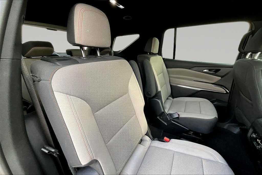 Used 2026 Chevrolet Traverse LT w/ Driver Confidence Package AWD/4WD image 27