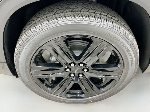 Used 2026 GMC Acadia Elevation w/ Black Edition FWD image 33