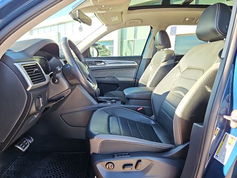 Certified 2023 Volkswagen Atlas SEL Premium image 11