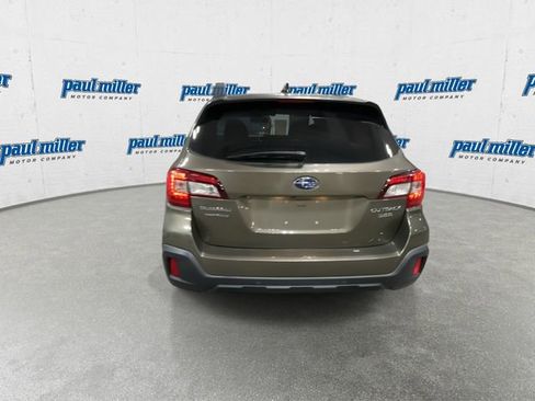 Used 2019 Subaru Outback 3.6R Limited image 9