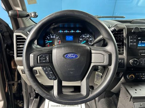 Used 2018 Ford F250 XL w/ Power Equipment Group AWD/4WD image 18