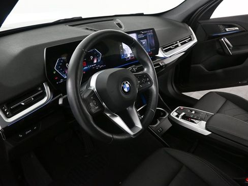 Used 2023 BMW X1 xDrive28i image 6