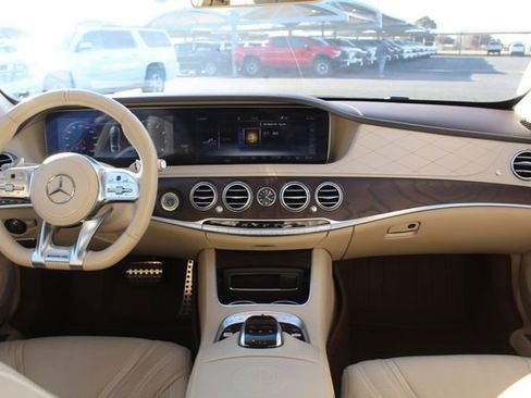Used 2019 Mercedes-Benz S 63 AMG S 4MATIC Sedan image 21