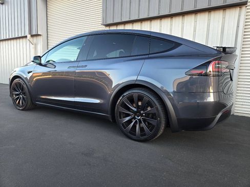 Used 2022 Tesla Model X Plaid AWD/4WD image 6