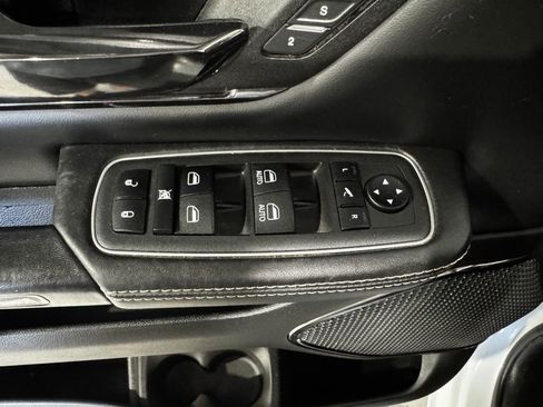 Used 2022 RAM 1500 Limited w/ Body-Colour Bumper Group AWD/4WD image 18
