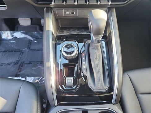 New 2026 GMC Canyon Elevation w/ Convenience Package image 26