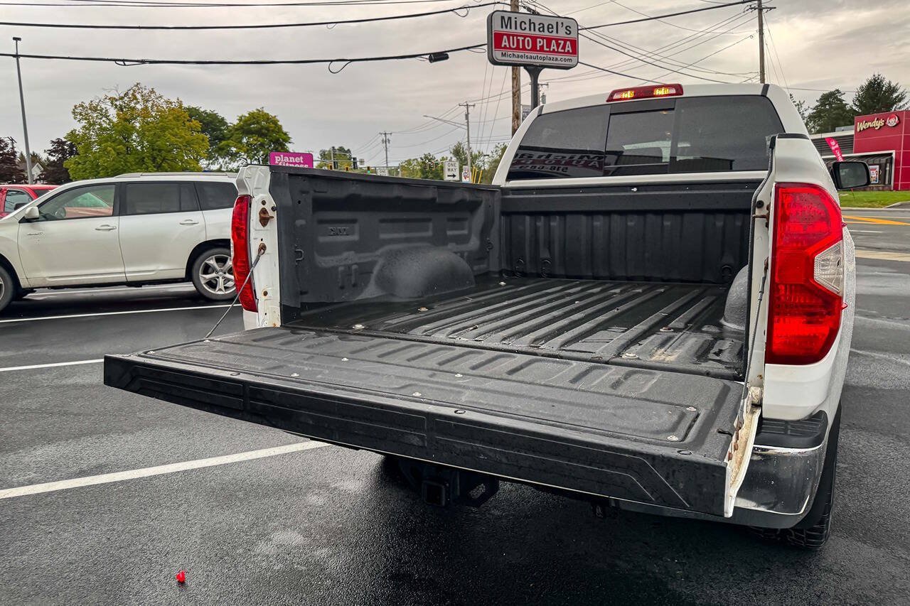 Used 2019 Toyota Tundra SR5 AWD/4WD image 19