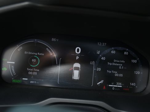 Used 2024 Toyota RAV4 Limited w/ Advanced Technology Package image 15