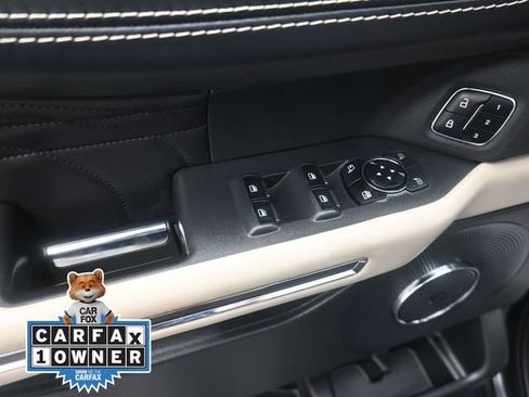 Used 2023 Ford Expedition Platinum image 16