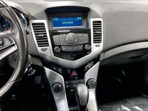 Used 2014 Chevrolet Cruze LT w/ All-Star Edition image 5
