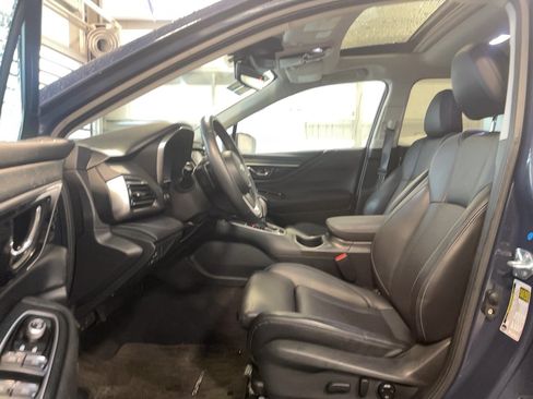 Used 2024 Subaru Outback Limited AWD/4WD image 8