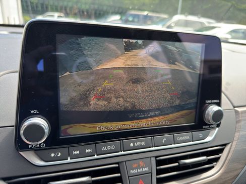 New 2025 Nissan Altima 2.5 SV image 22