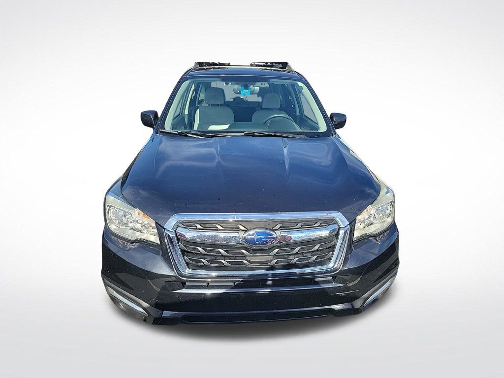 Used 2017 Subaru Forester 2.5i Premium AWD/4WD image 2