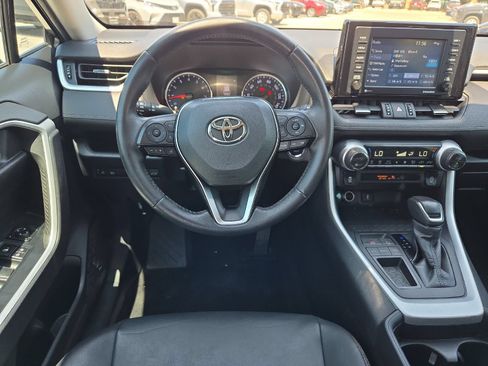 Used 2021 Toyota RAV4 XLE Premium FWD image 13