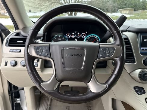 Used 2020 GMC Yukon XL Denali w/ Denali Ultimate Package image 22