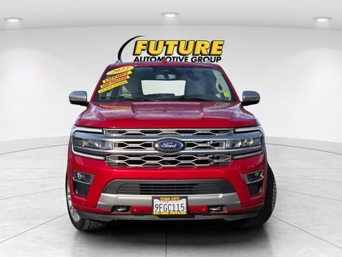 Used 2022 Ford Expedition Max Platinum AWD/4WD image 2