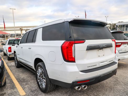 Used 2023 GMC Yukon XL Denali Ultimate image 11