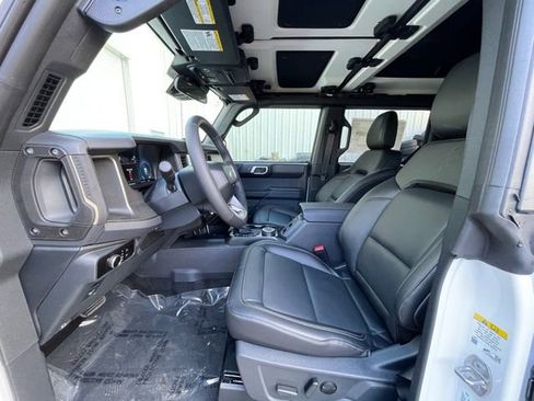 New 2026 Ford Bronco Badlands AWD/4WD image 8