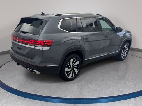 Used 2026 Volkswagen Atlas SEL AWD/4WD image 5