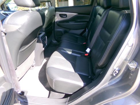 Used 2017 Nissan Murano Platinum w/ Platinum Technology Package image 32