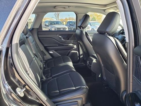 Used 2022 Lincoln Corsair AWD w/ Premium Package image 20