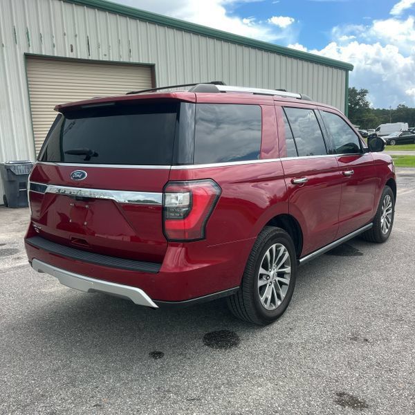 Used 2018 Ford Expedition Limited w/ Equipment Group 301A RWD image 4