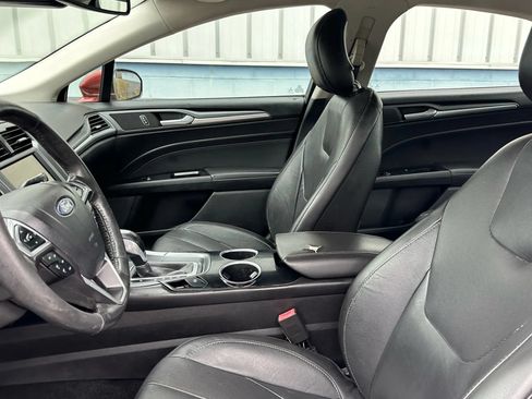 Used 2014 Ford Fusion Titanium FWD image 8