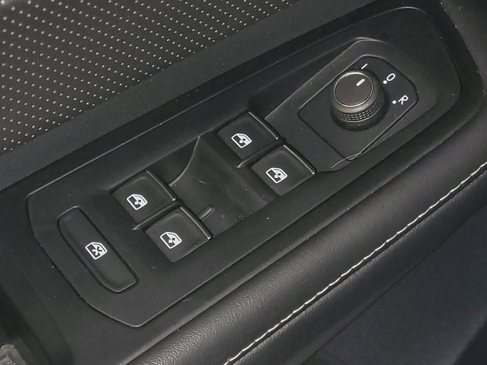 Used 2024 Volkswagen Atlas SE FWD image 27