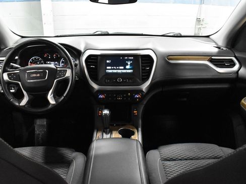 Used 2019 GMC Acadia SLE w/ LPO, Floor Liner Package image 6