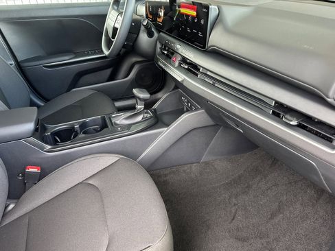 New 2026 Kia K4 LXS FWD image 15