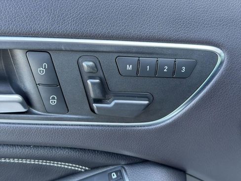 Certified 2017 Mercedes-Benz GLA 250 image 23