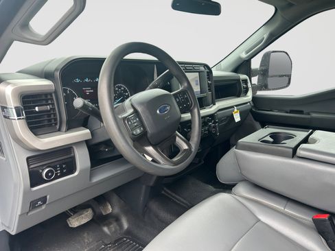 Used 2024 Ford F350 XL w/ XL Chrome Package AWD/4WD image 9