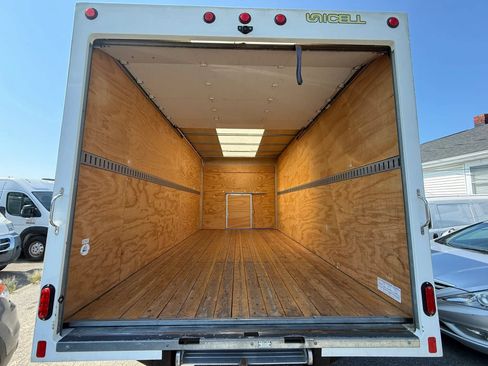 Used 2022 Chevrolet Express 3500 w/ Power Convenience Package RWD image 56