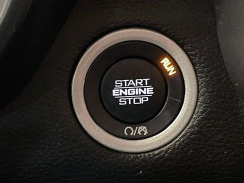 Used 2022 RAM 1500 Big Horn AWD/4WD image 30