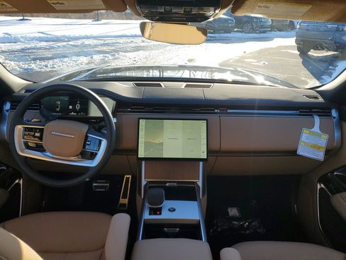 New 2026 Land Rover Range Rover SE image 24