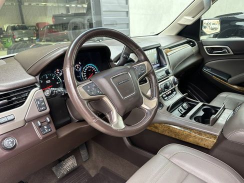 Used 2017 GMC Yukon Denali w/ Open Road Package image 11