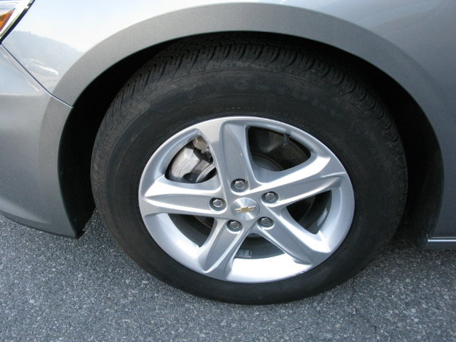 Used 2024 Chevrolet Malibu LT FWD image 10