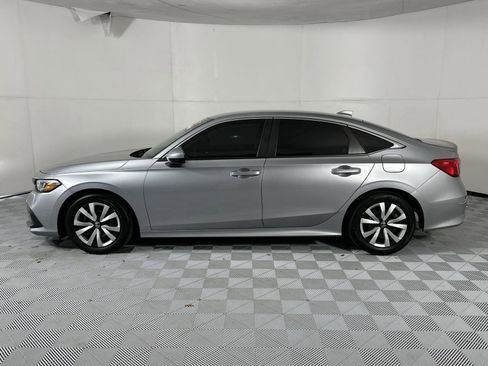 Used 2023 Honda Civic LX image 5