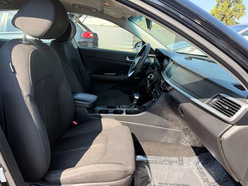 Used 2020 Kia Optima LX FWD image 18