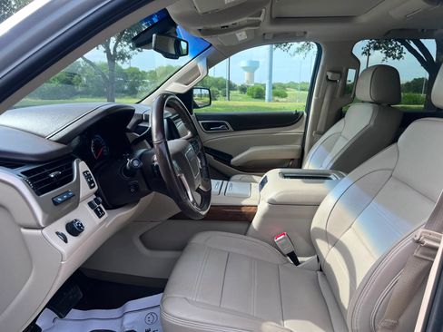 Used 2019 GMC Yukon Denali w/ Denali Ultimate Package RWD image 19