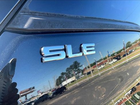 Used 2019 GMC Terrain SLE FWD image 24