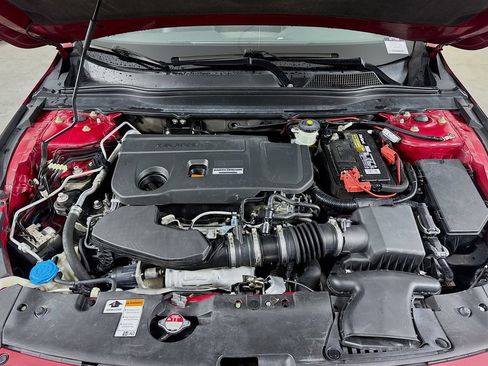 Used 2018 Honda Accord Sport image 31