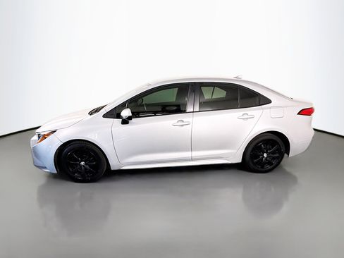 Used 2024 Toyota Corolla LE image 6