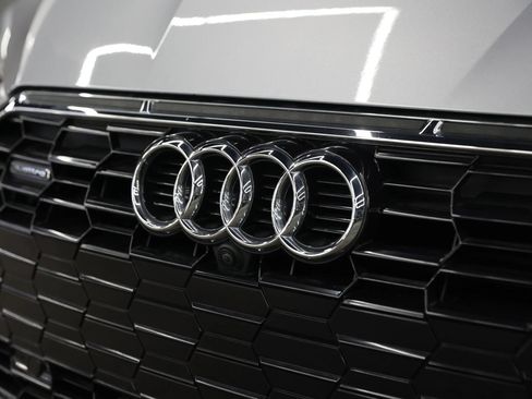 Used 2023 Audi A5 2.0T Premium Plus w/ Premium Plus AWD/4WD image 7