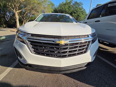 Certified 2024 Chevrolet Equinox LS w/ LS Convenience Package FWD image 2