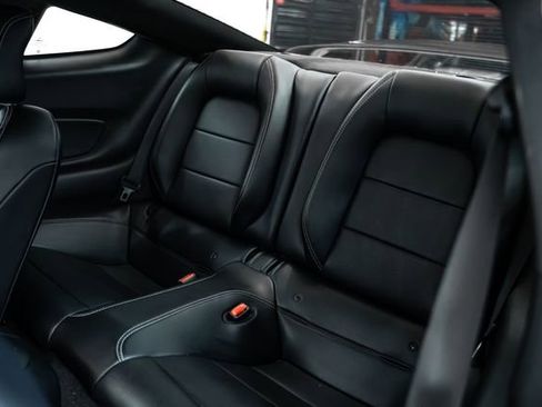 Used 2017 Ford Mustang GT Premium w/ GT Performance Package RWD image 21