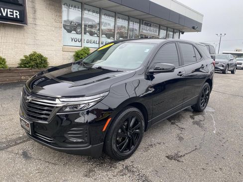 Used 2024 Chevrolet Equinox LS w/ Midnight Edition FWD image 2